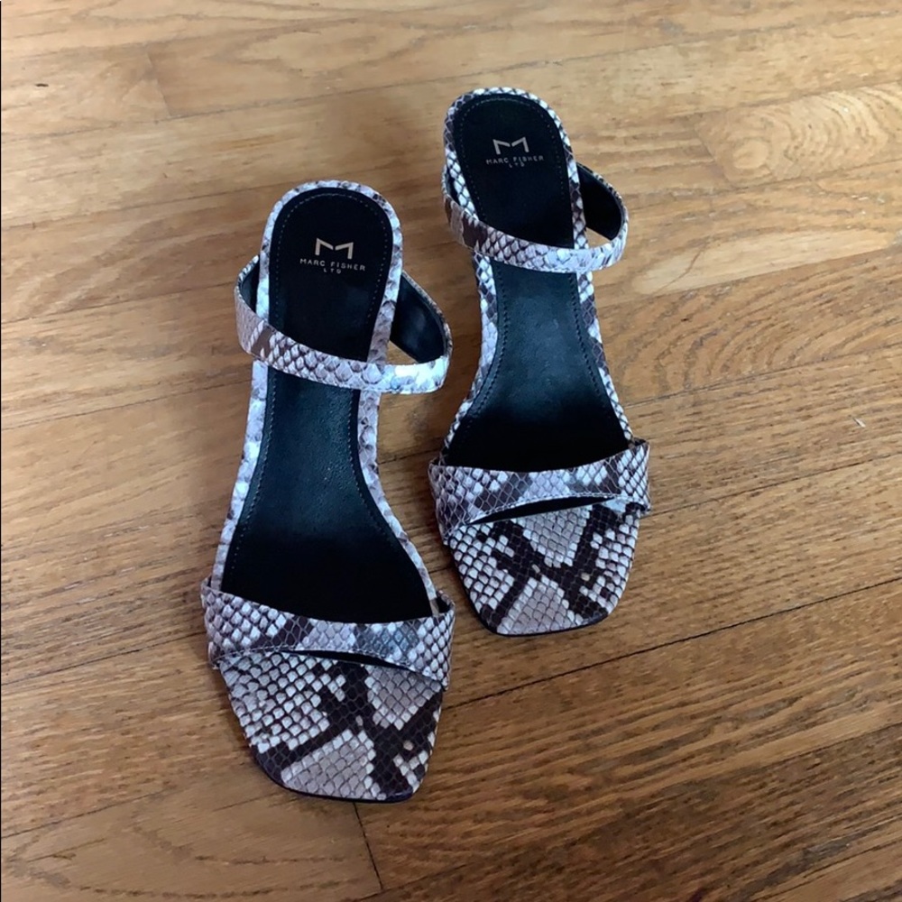MARC FISHER snake skin kitten heels